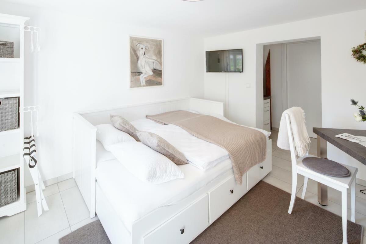 Tiny Ferienwohnung Am Stadtpark Σβέμπις Χαλ Εξωτερικό φωτογραφία